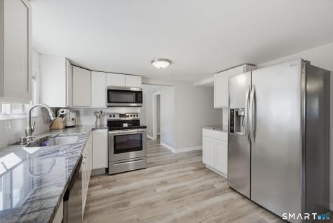 31 Ann Street East Haven CT 06512