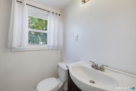 31 Ann Street East Haven CT 06512