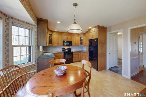 170 Boggs Hill Road Newtown CT 06470