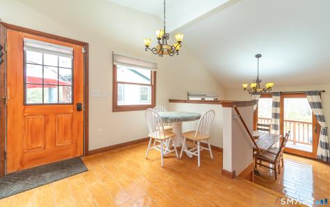 194 West Main Street East Lyme CT 06357