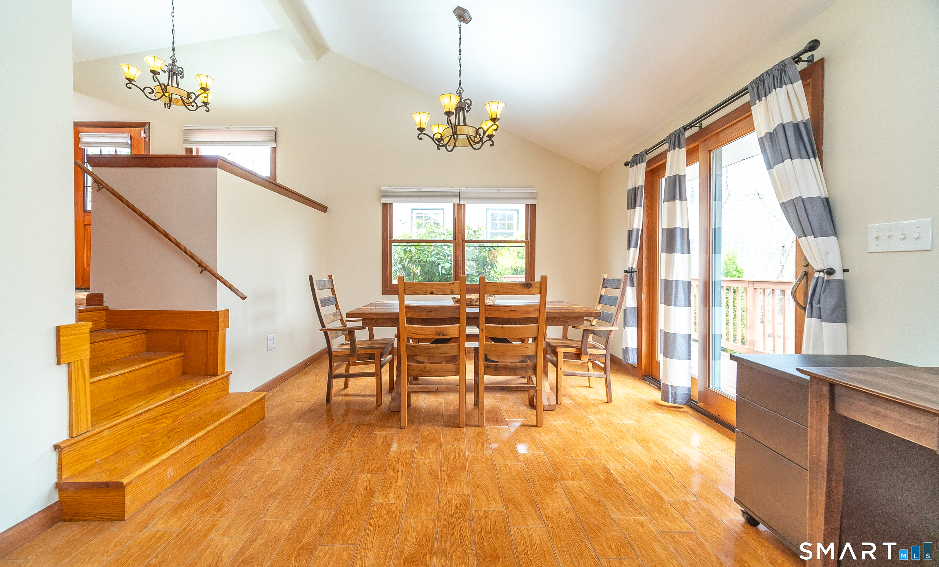 194 West Main Street East Lyme CT 06357