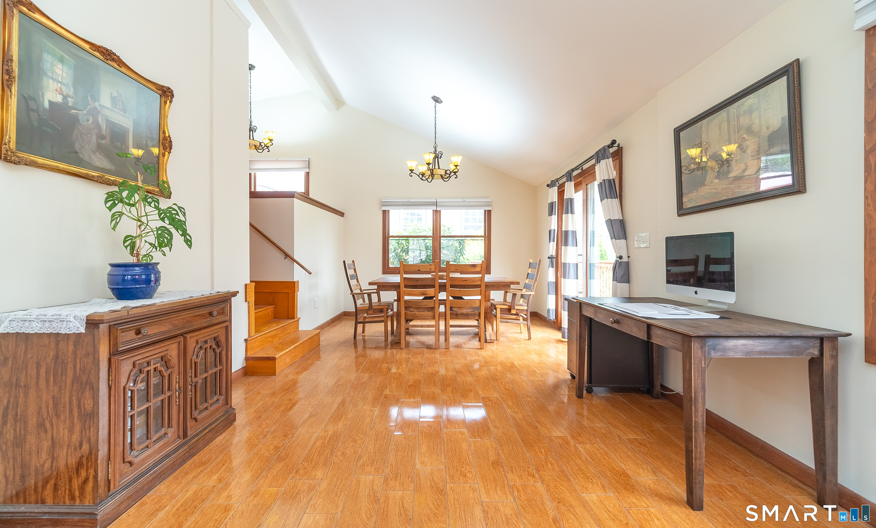 194 West Main Street East Lyme CT 06357