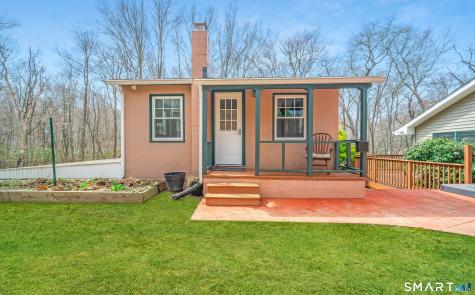 194 West Main Street East Lyme CT 06357