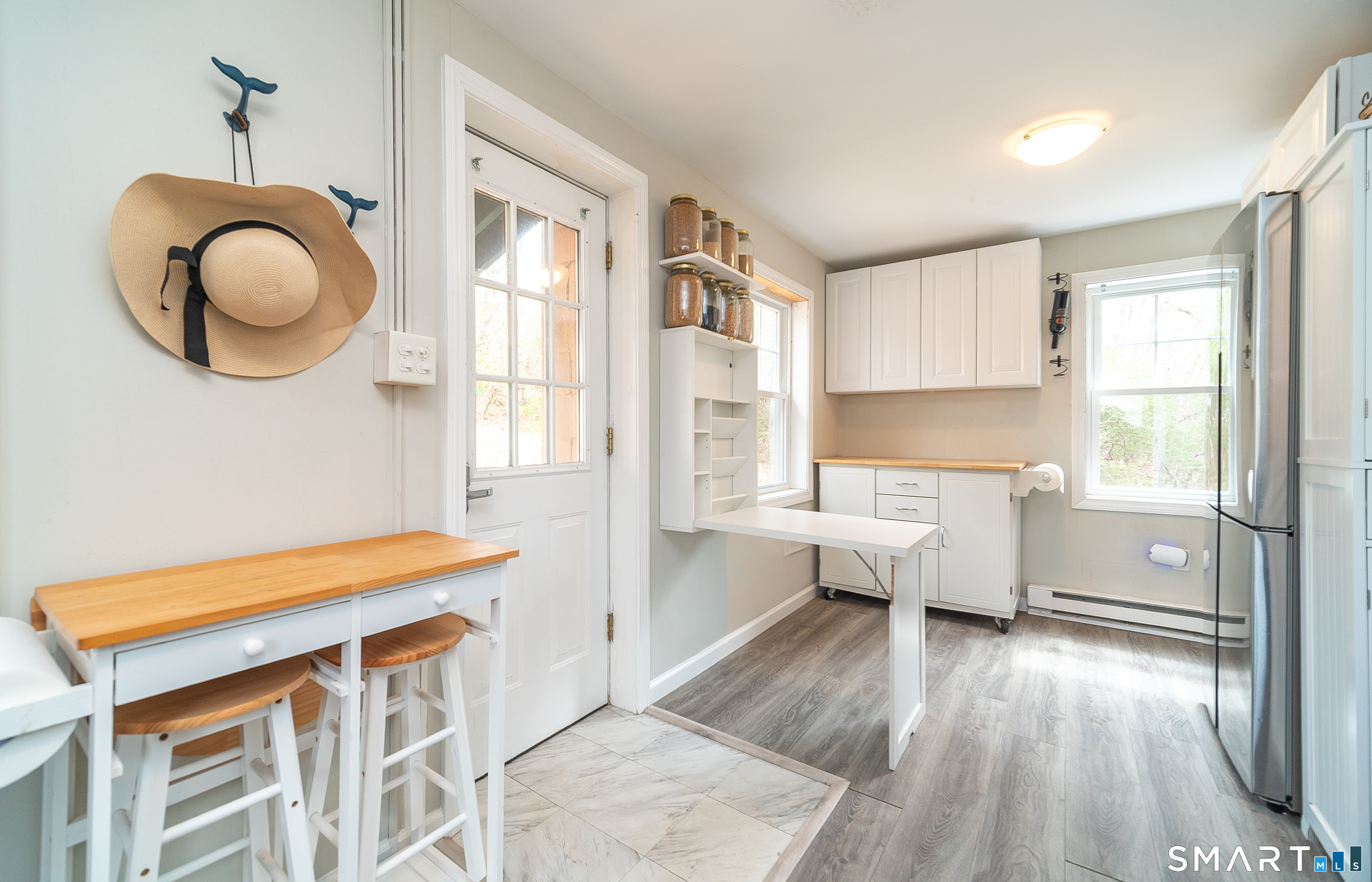 194 West Main Street East Lyme CT 06357