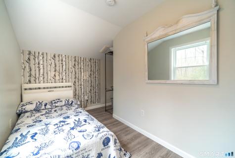 194 West Main Street East Lyme CT 06357