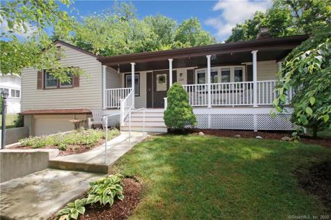 109 Lorann Drive Naugatuck CT 06770