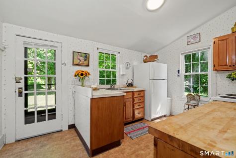 22 Raymond Avenue North Canaan CT 06018