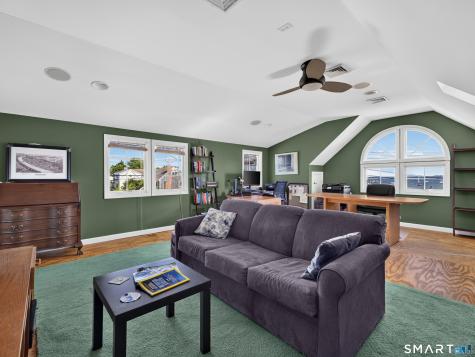 15 James Street Stonington CT 06378