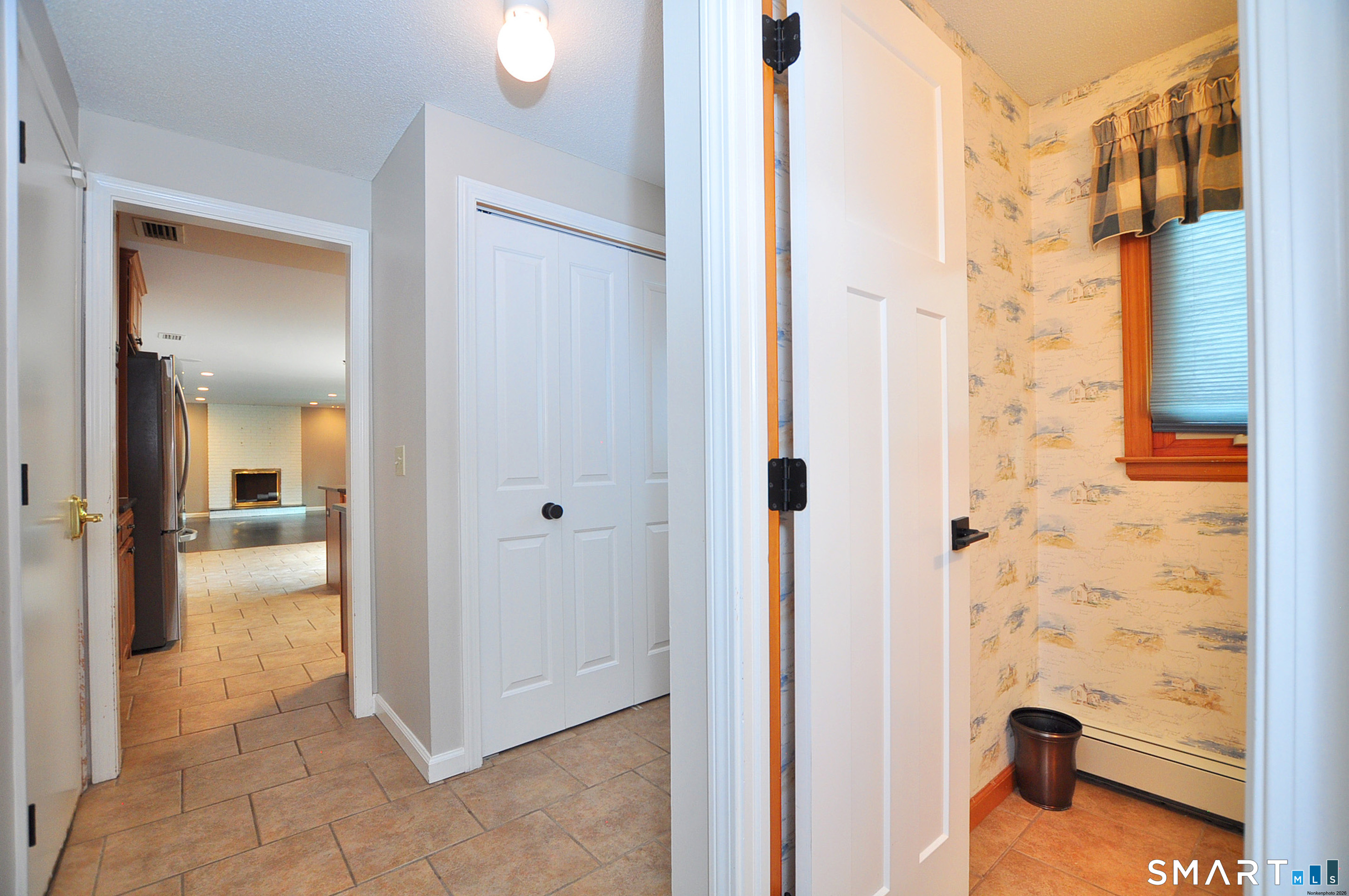 16 Virginia Lane Farmington CT 06085