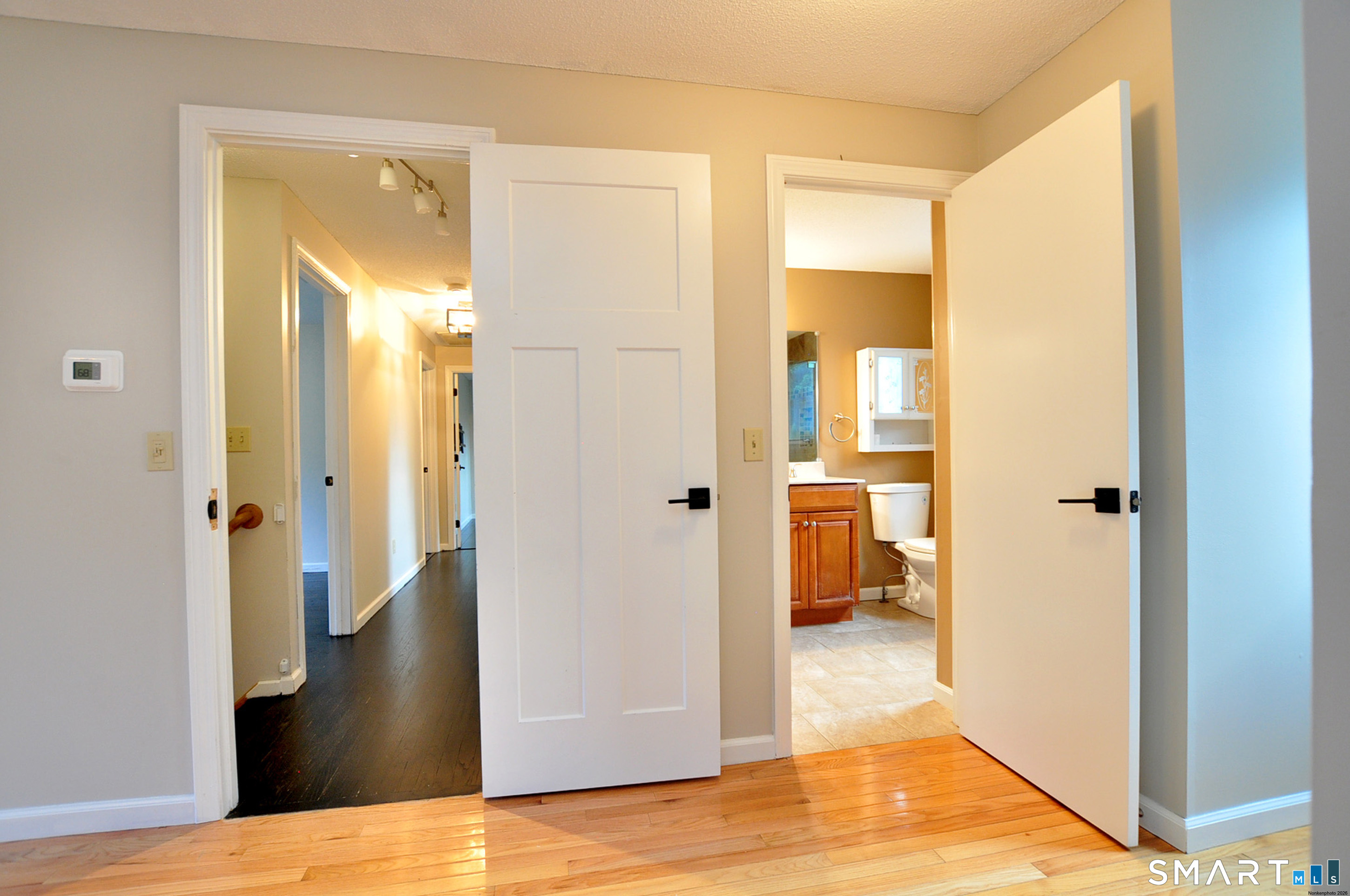16 Virginia Lane Farmington CT 06085