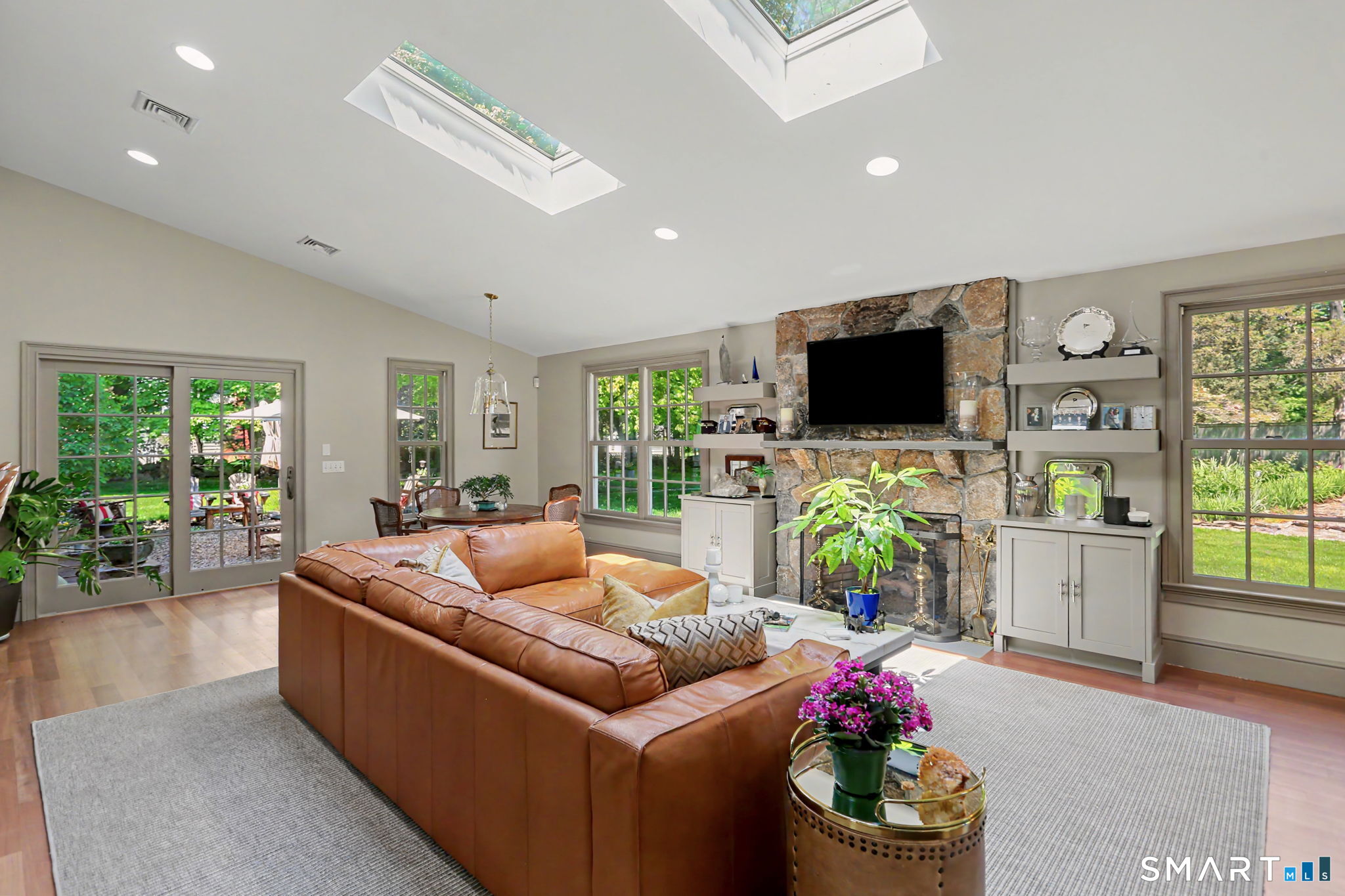 1960 North Street Fairfield CT 06824