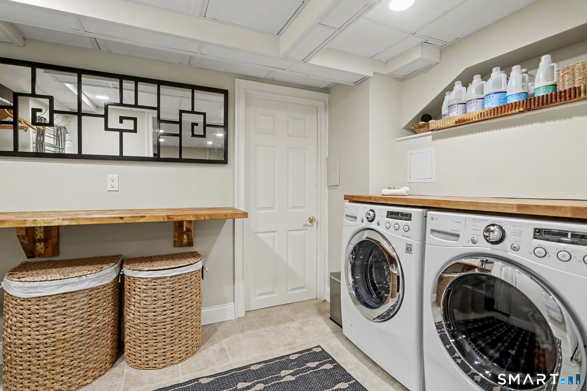 1960 North Street Fairfield CT 06824