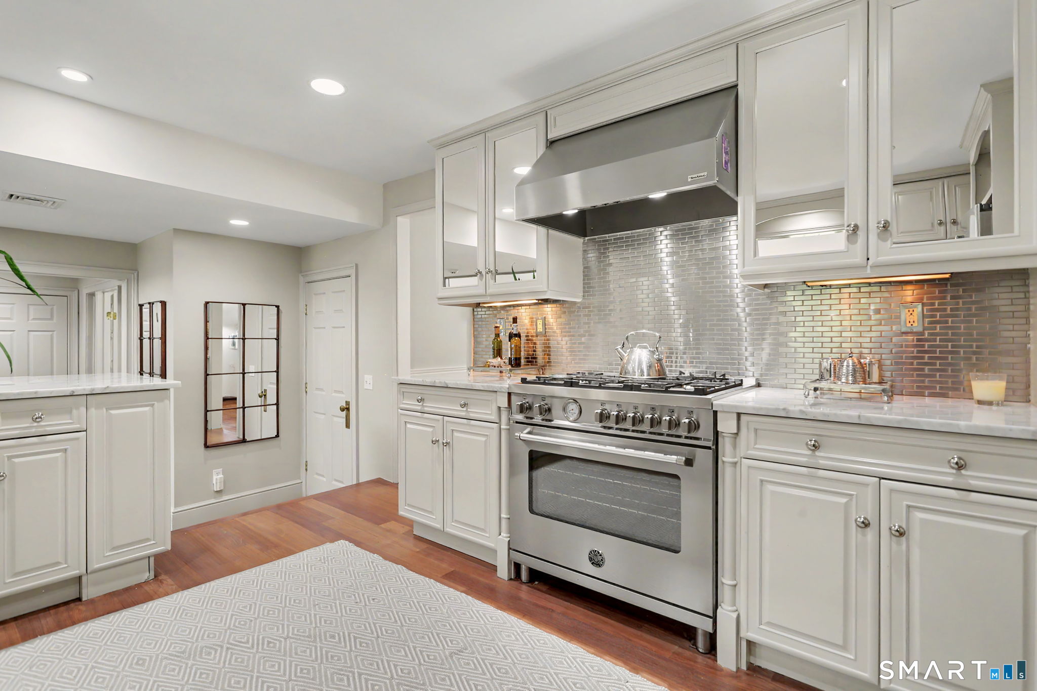 1960 North Street Fairfield CT 06824