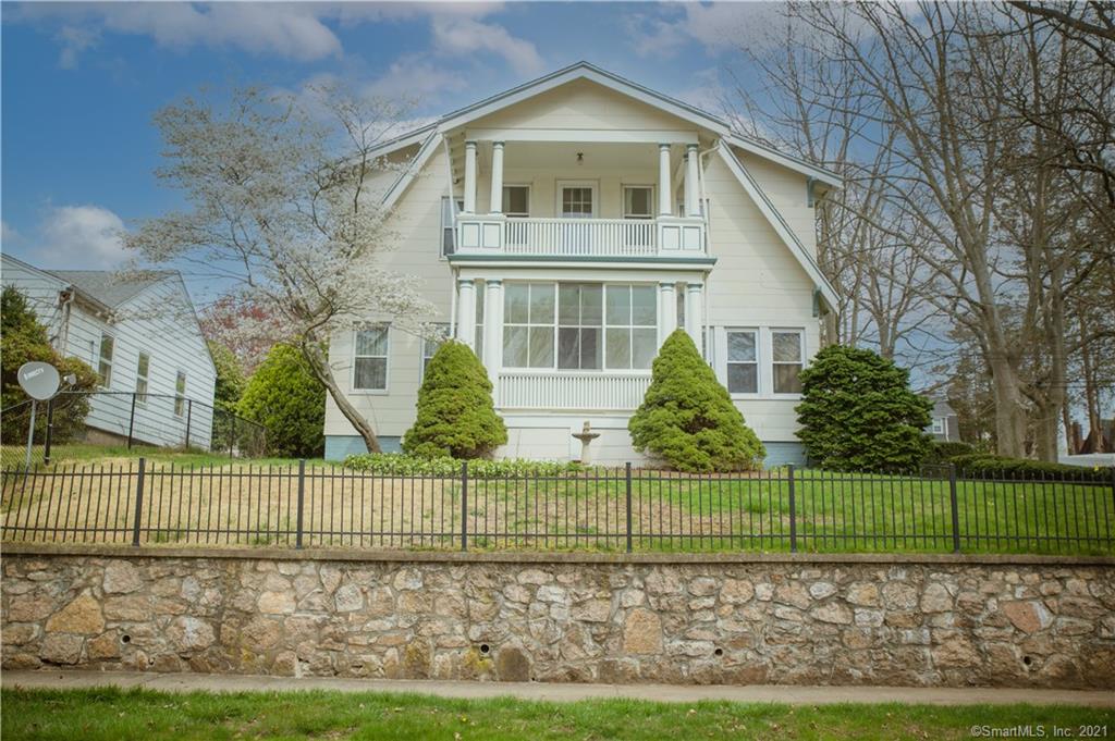 215 Kneeland Road New Haven CT 06512
