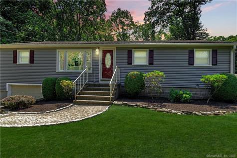 40 Klein Drive Prospect CT 06712