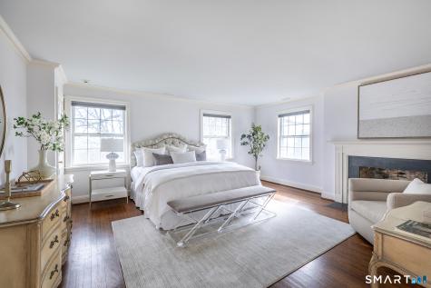 19 Seherr Thoss Drive Litchfield CT 06759