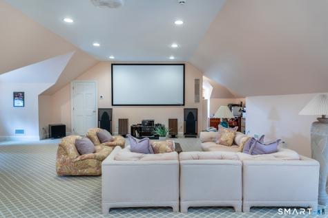 19 Seherr Thoss Drive Litchfield CT 06759