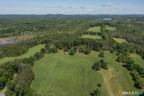 19 Seherr Thoss Drive Litchfield CT 06759