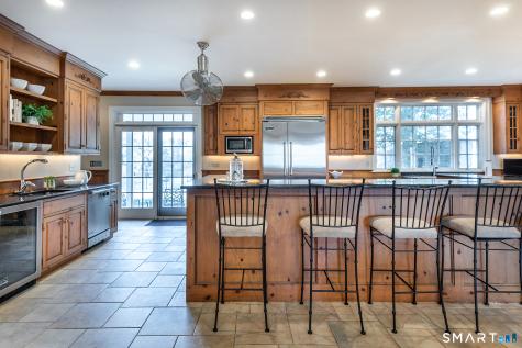 19 Seherr Thoss Drive Litchfield CT 06759