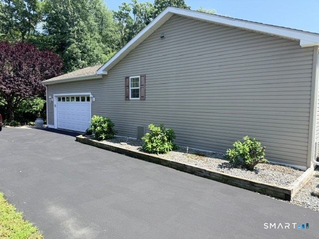 24 Cliff Road Ledyard CT 06339