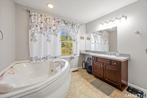 179 High Street Naugatuck CT 06770