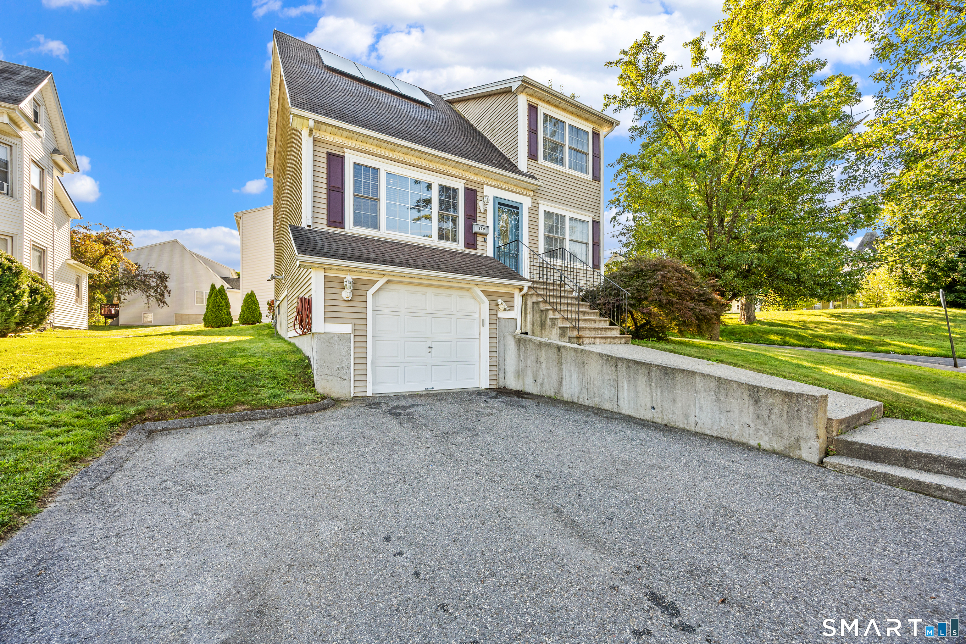 179 High Street Naugatuck CT 06770