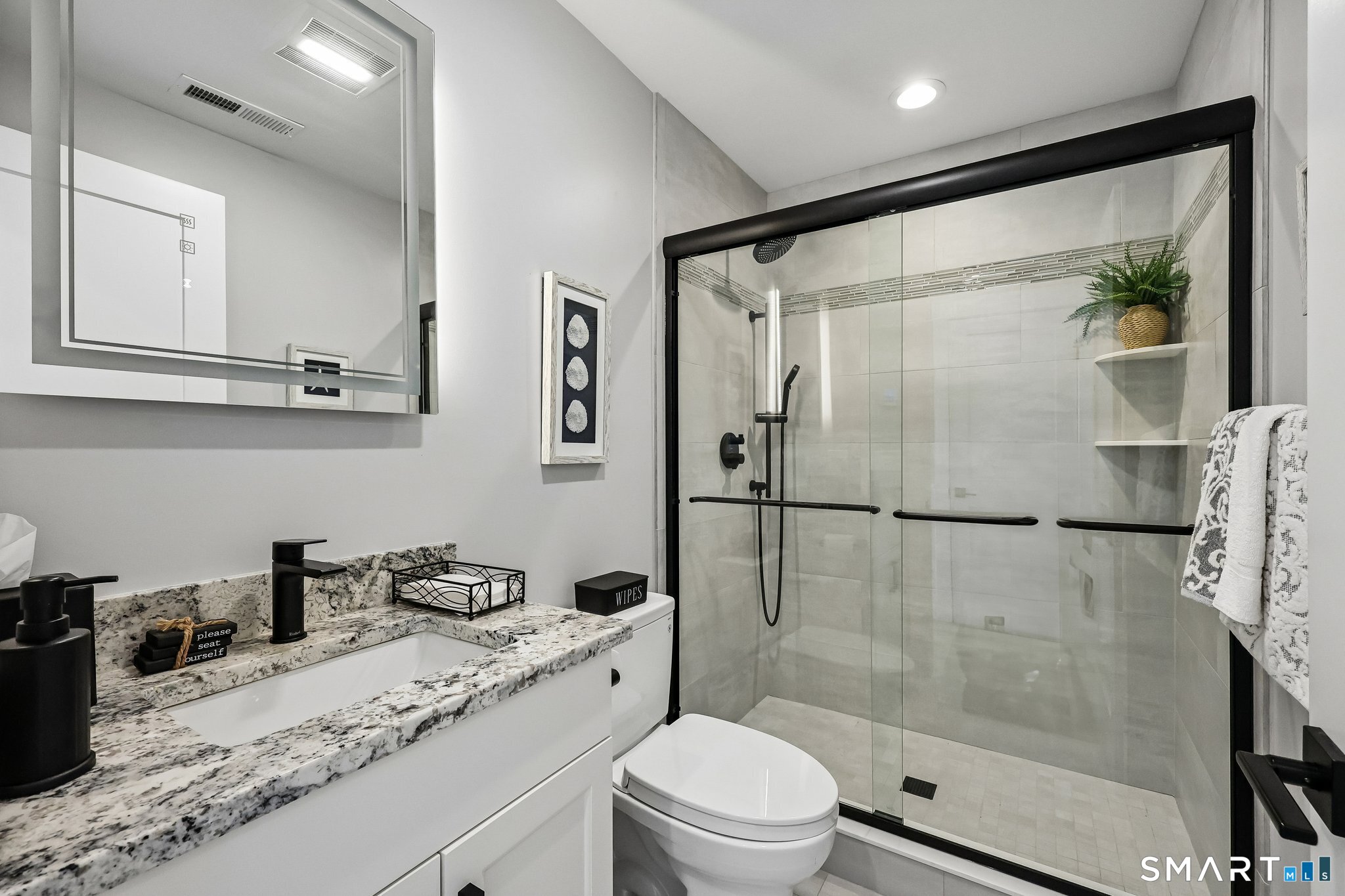 99 Shore Road Clinton CT 06413