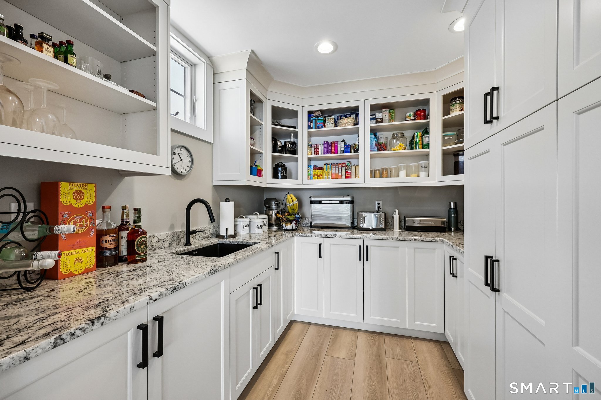 99 Shore Road Clinton CT 06413