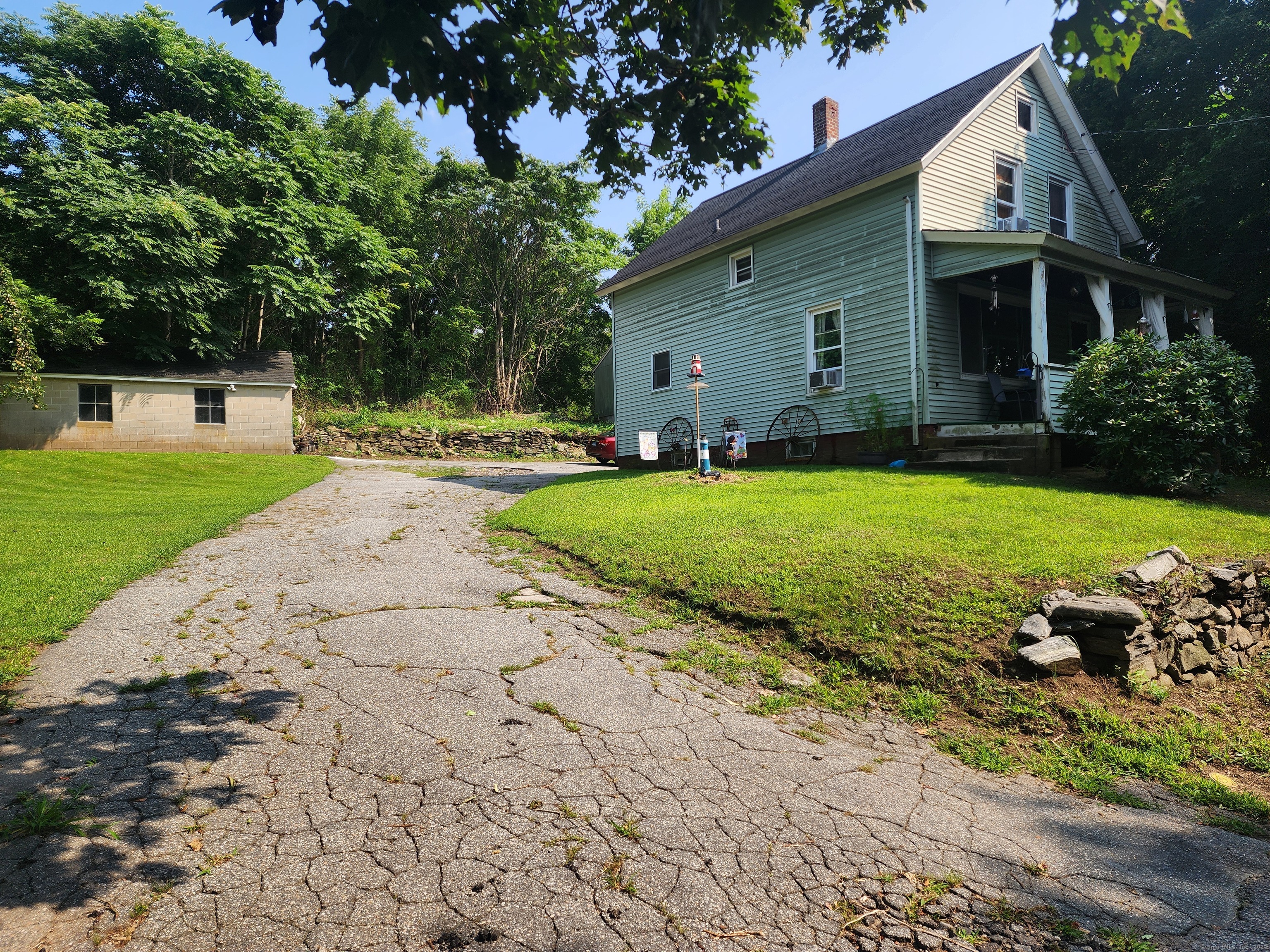 5 Avery Street Extension Norwich CT 06360