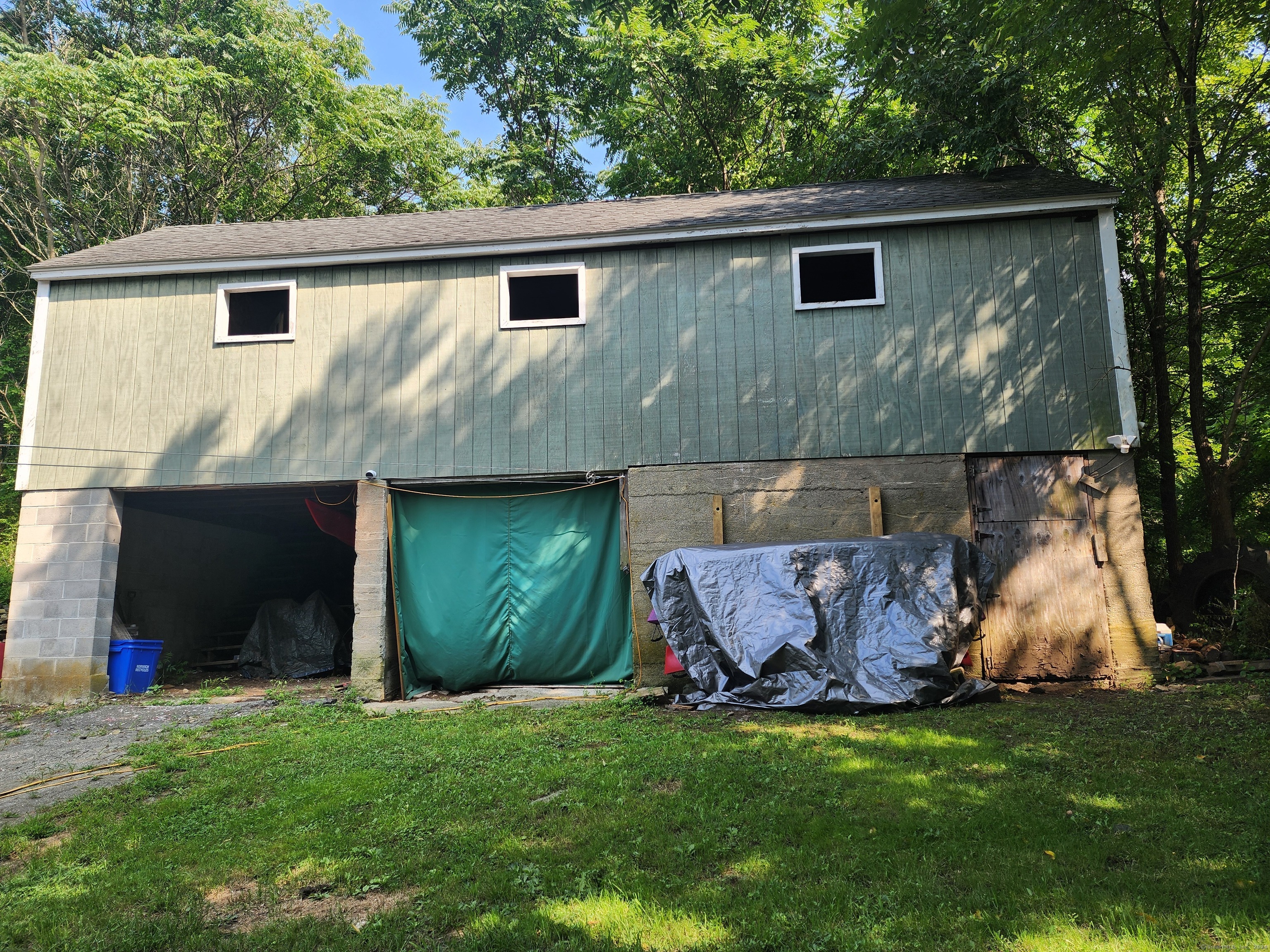 5 Avery Street Extension Norwich CT 06360
