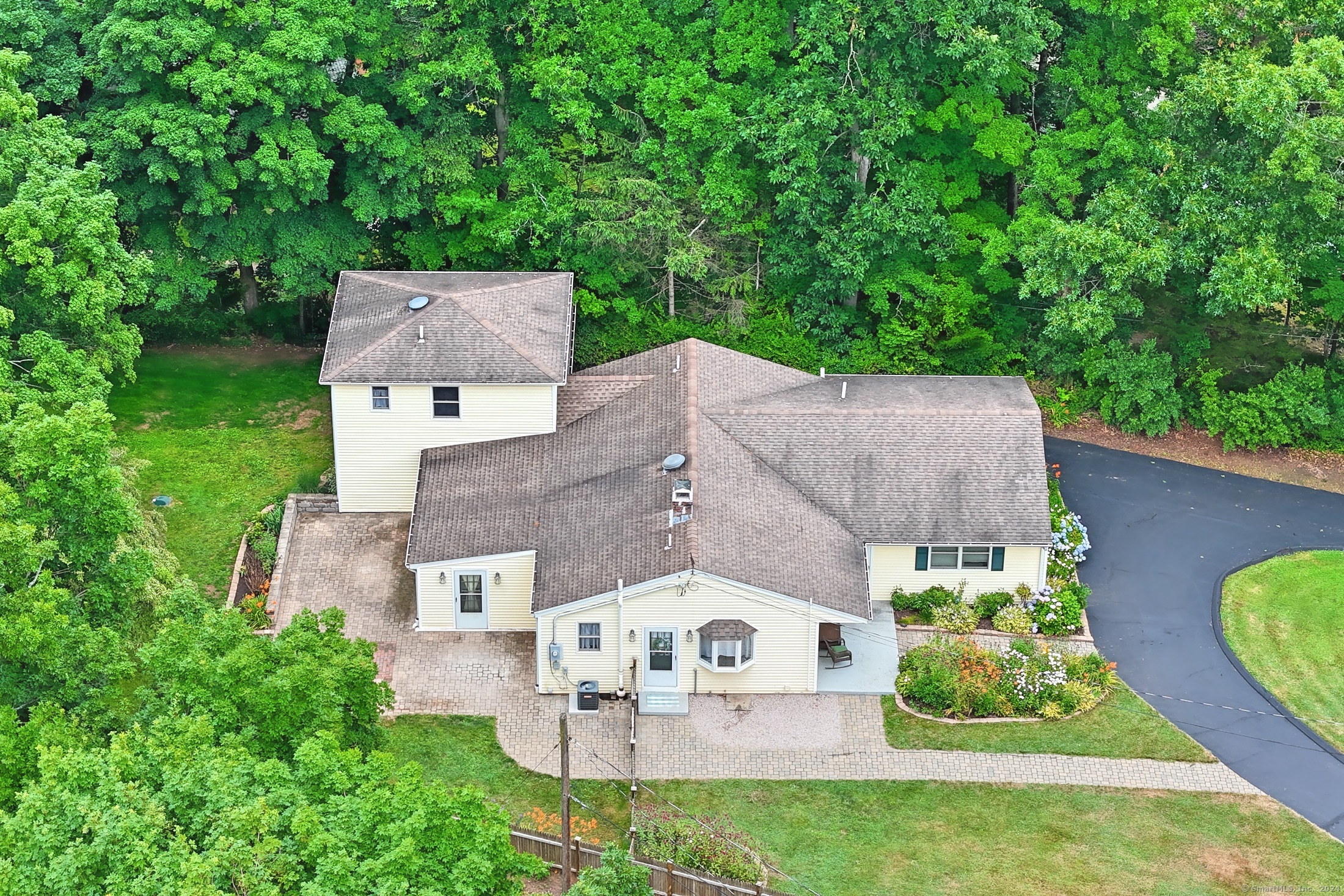 18 Ridge Acres Road Branford CT 06405