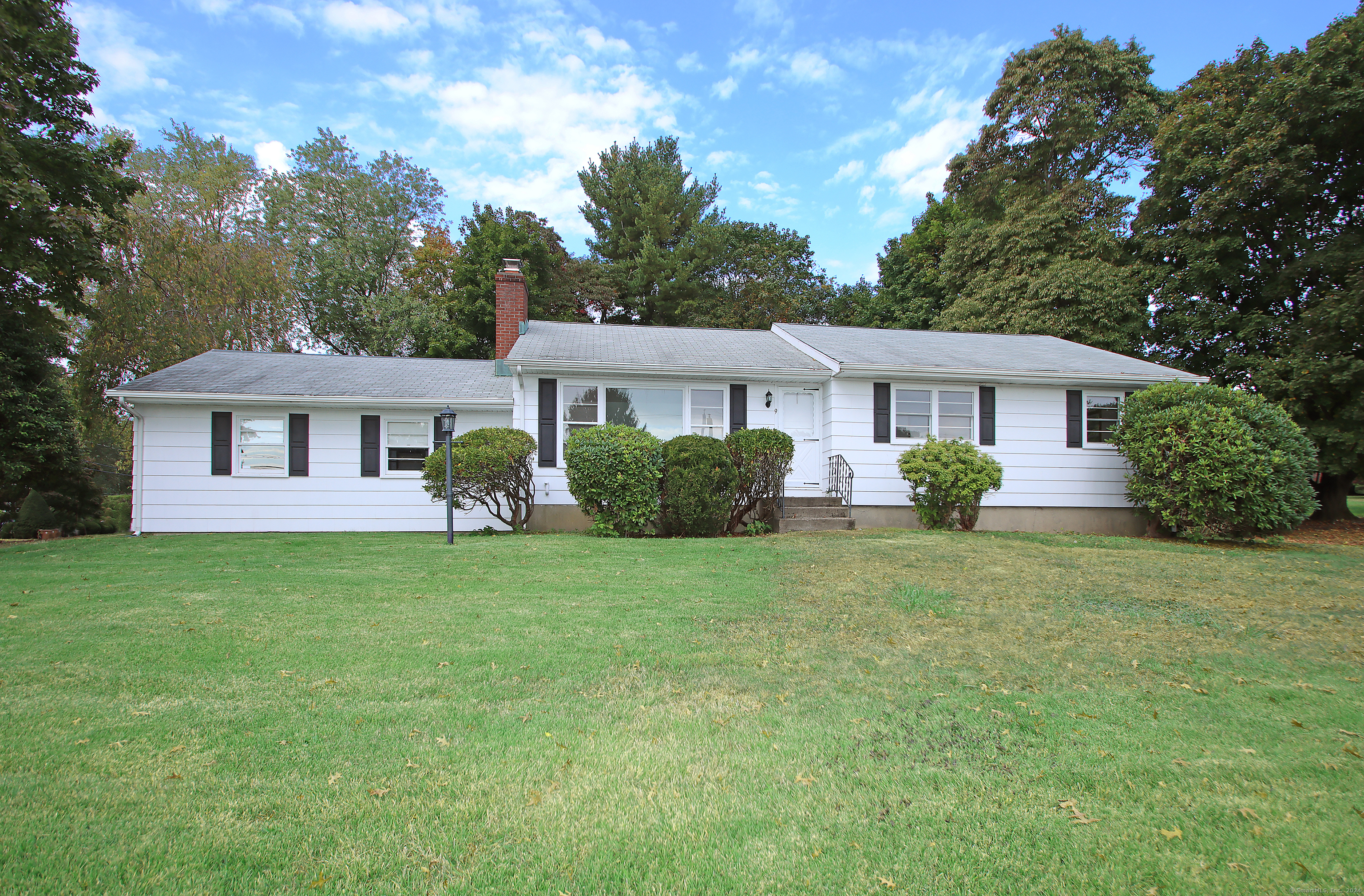 9 Lynne Terrace Shelton CT 06484