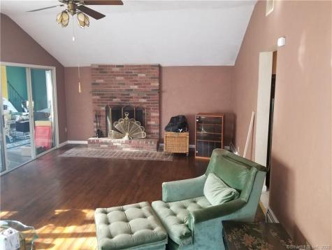 4 Hylo Drive Danbury CT 06811