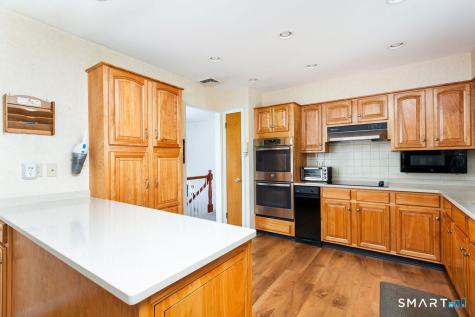 13 Elmar Drive Danbury CT 06811