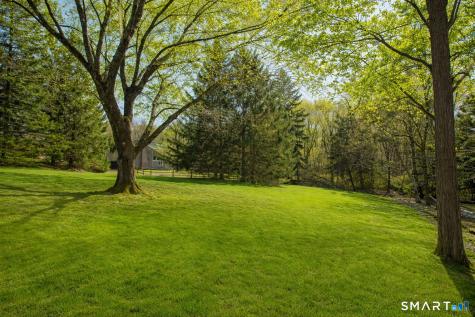 13 Elmar Drive Danbury CT 06811