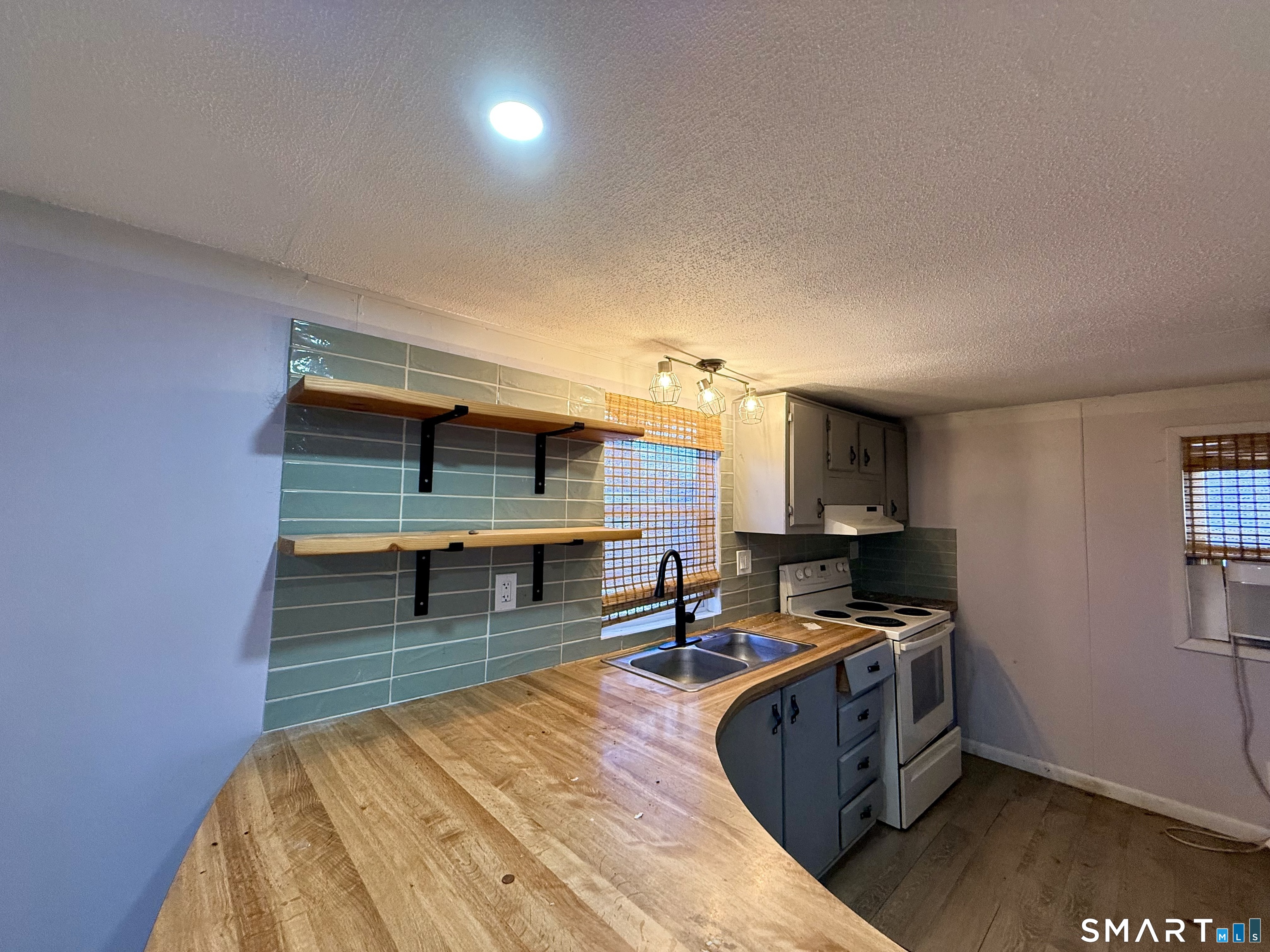 78 Cheyenne Road East Hartford CT 06118