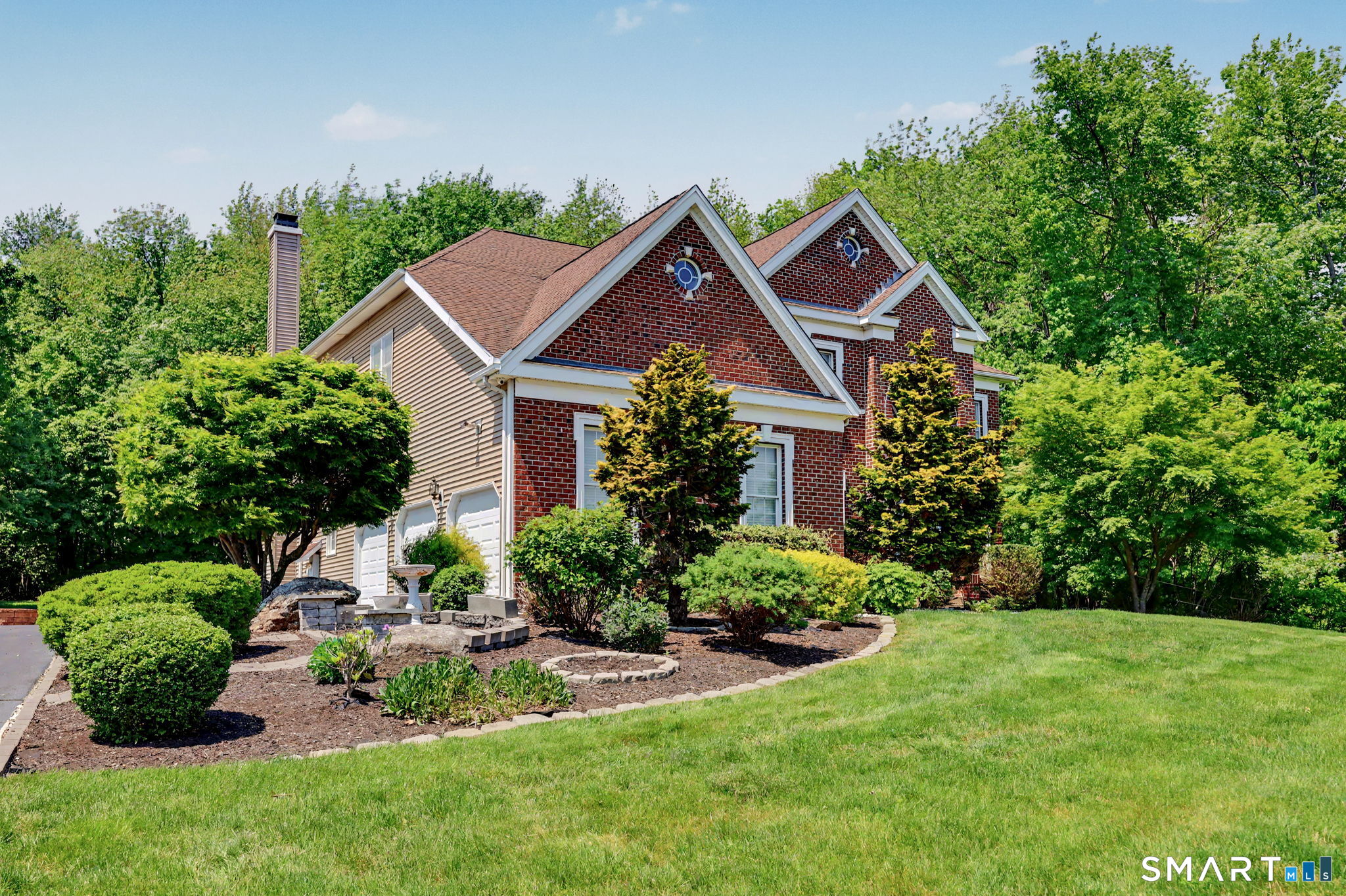 60 Wabuda Place Shelton CT 06484