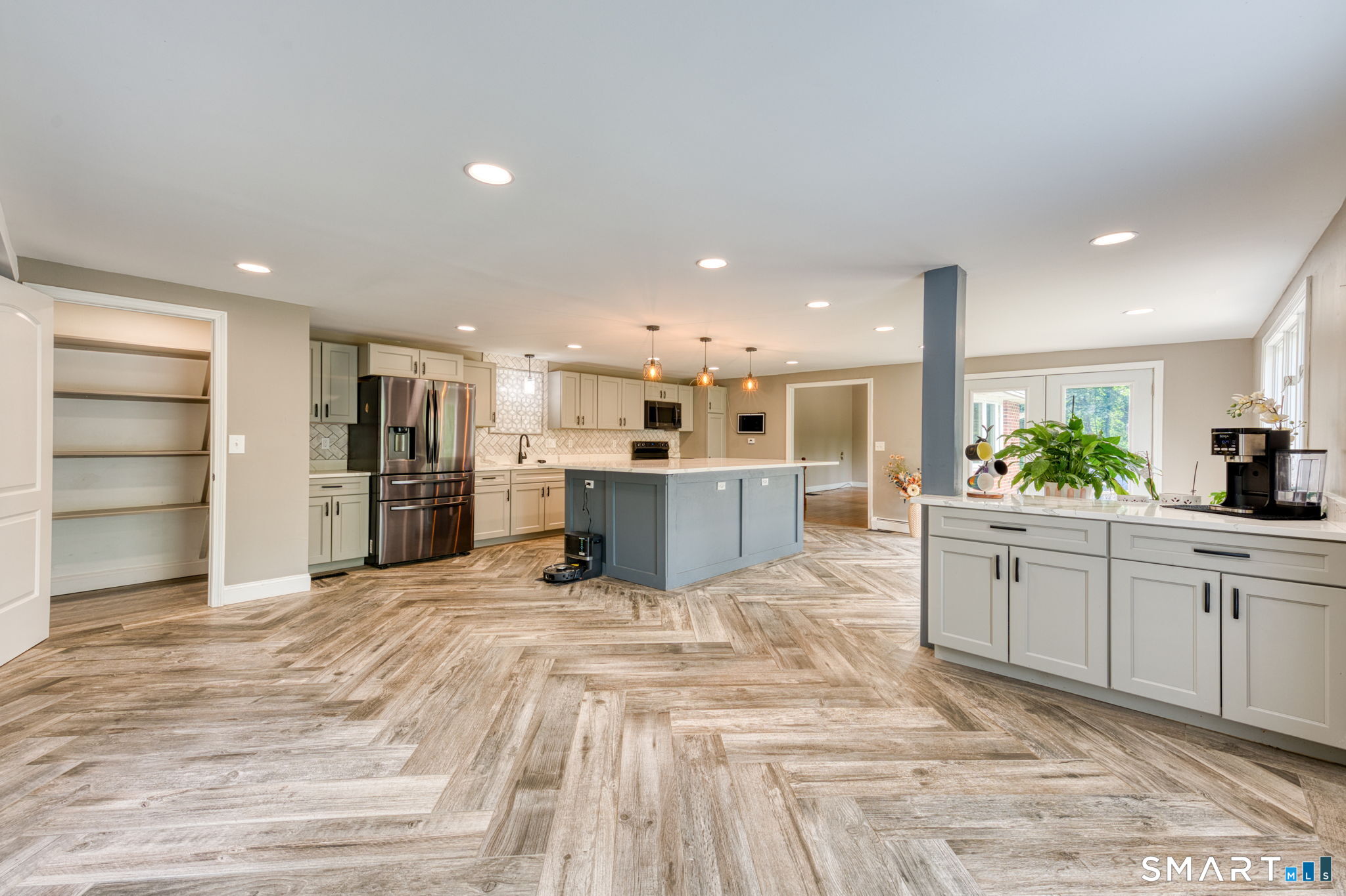 1010 Strong Road South Windsor CT 06074