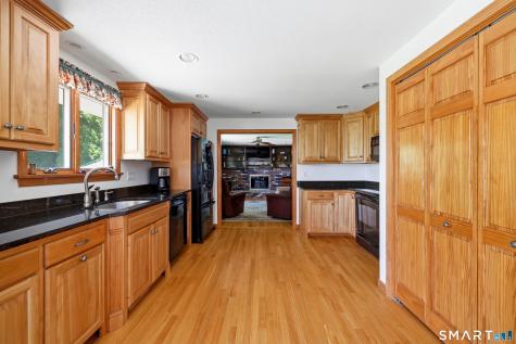 38 Northwest Drive Somers CT 06071