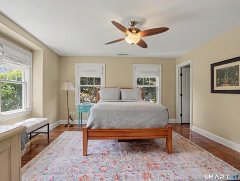 5 Ginos Way Ridgefield CT 06877