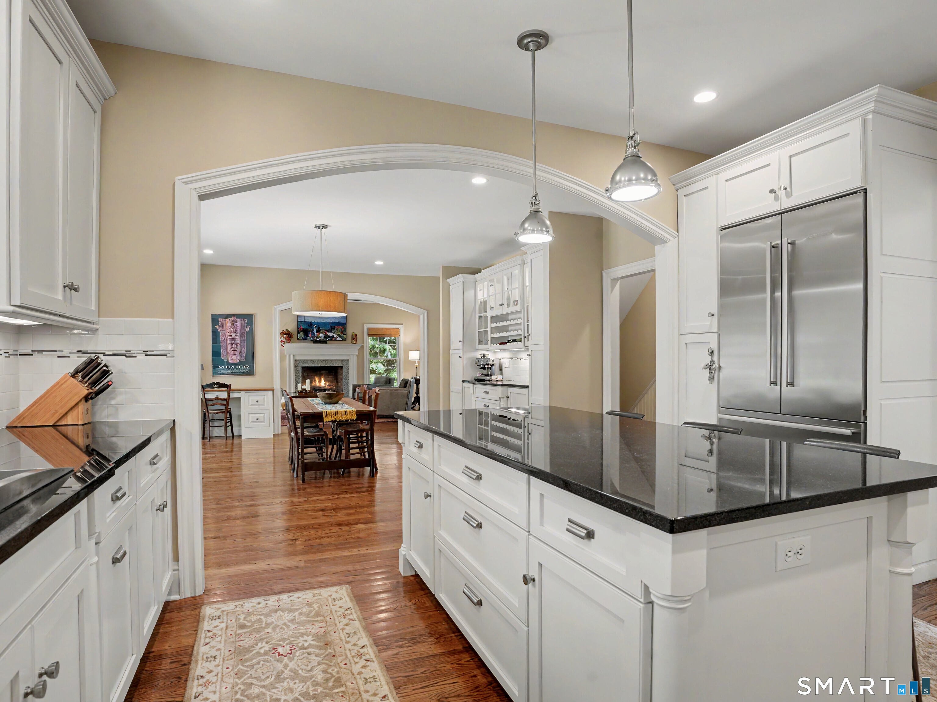 5 Ginos Way Ridgefield CT 06877