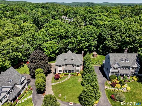 5 Ginos Way Ridgefield CT 06877