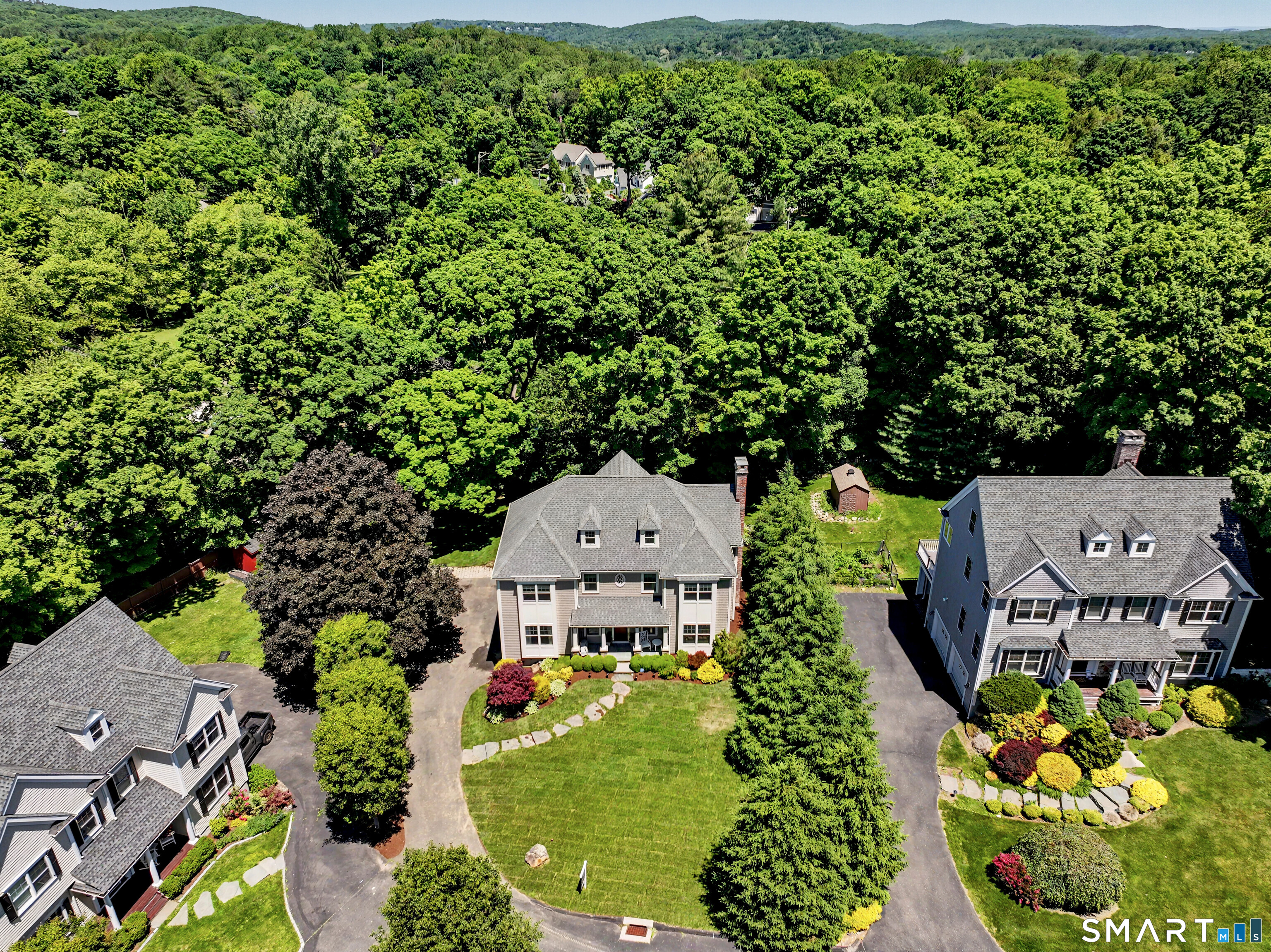 5 Ginos Way Ridgefield CT 06877