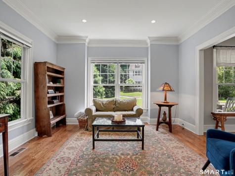 5 Ginos Way Ridgefield CT 06877