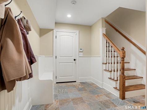 5 Ginos Way Ridgefield CT 06877