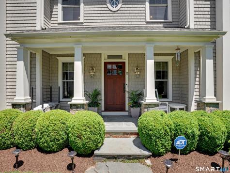 5 Ginos Way Ridgefield CT 06877