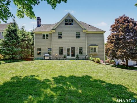 5 Ginos Way Ridgefield CT 06877