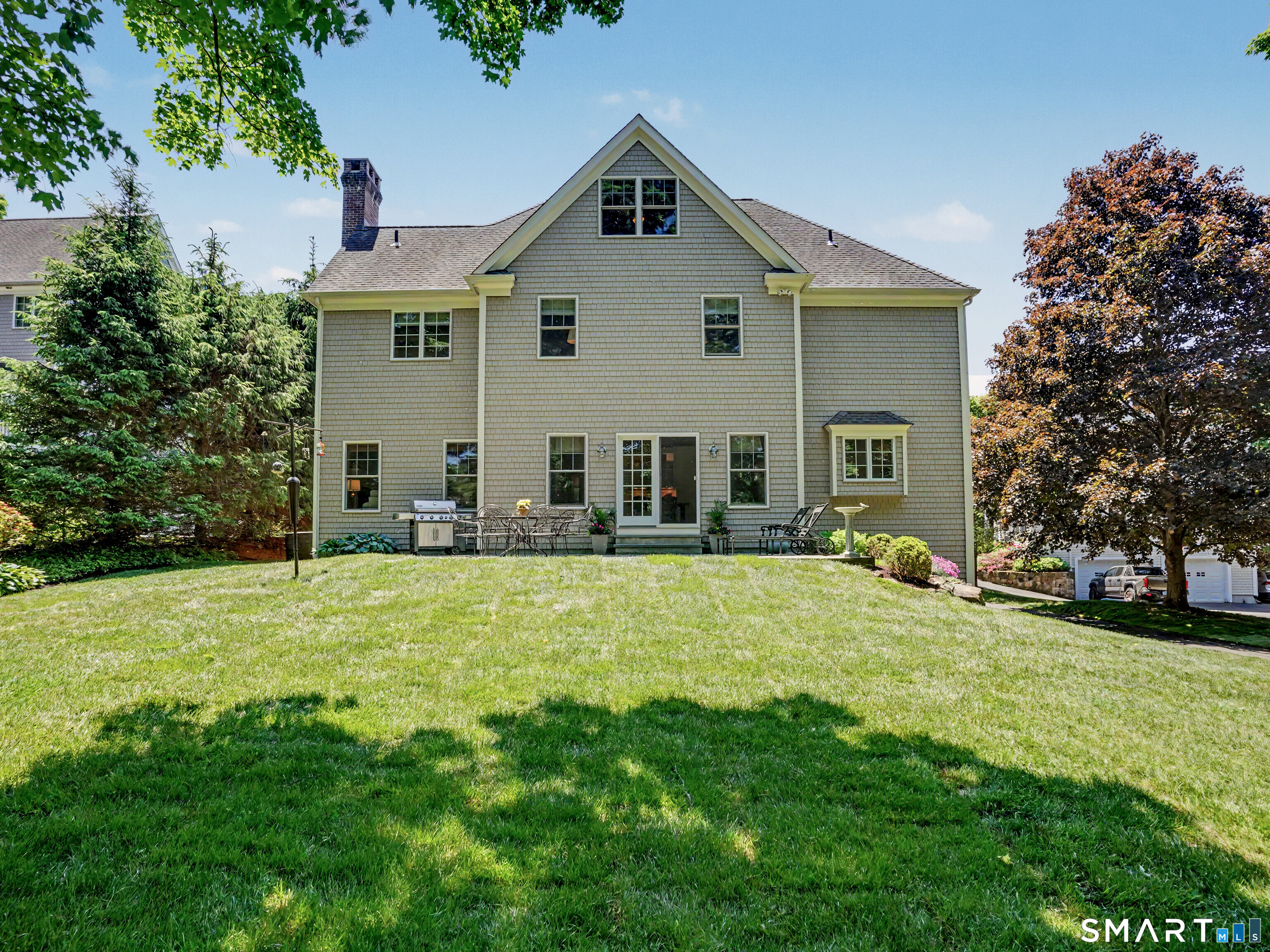 5 Ginos Way Ridgefield CT 06877