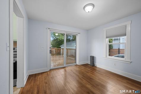 556 Ocean Avenue New London CT 06320