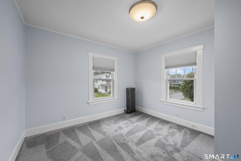 556 Ocean Avenue New London CT 06320